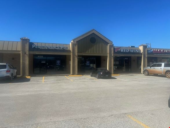 Preview of Retail space for Rent at 4135 South Broadway Avenue