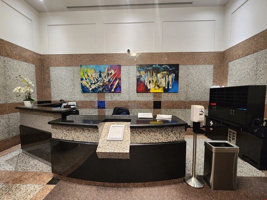 999 Blvd. De Maisonneuve Ouest