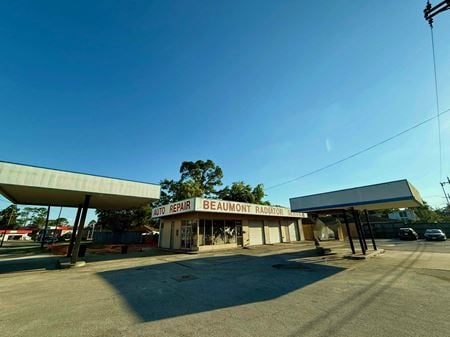Preview of Retail space for Rent at 5605 Calder