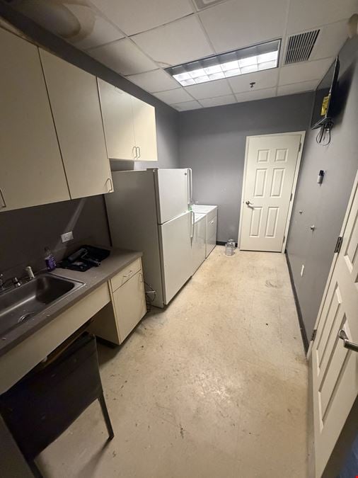 201 Ring Road Suite 60