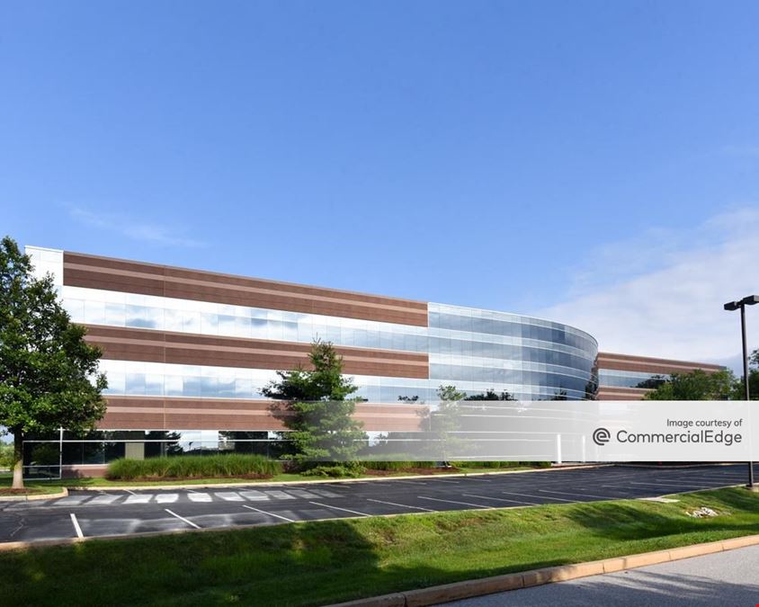 Riverport Business Park - 13690 Riverport Drive