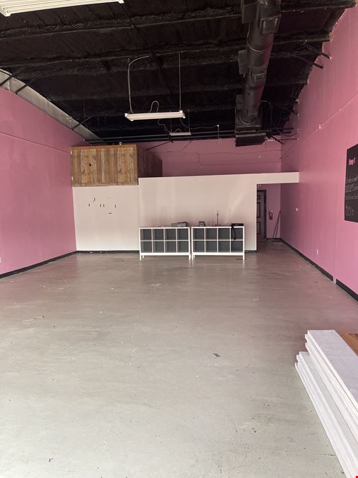 128 N Saginaw Blvd