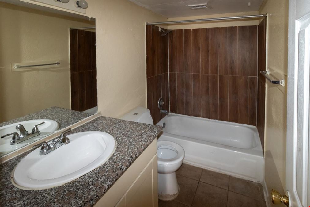 Oakwood Villa