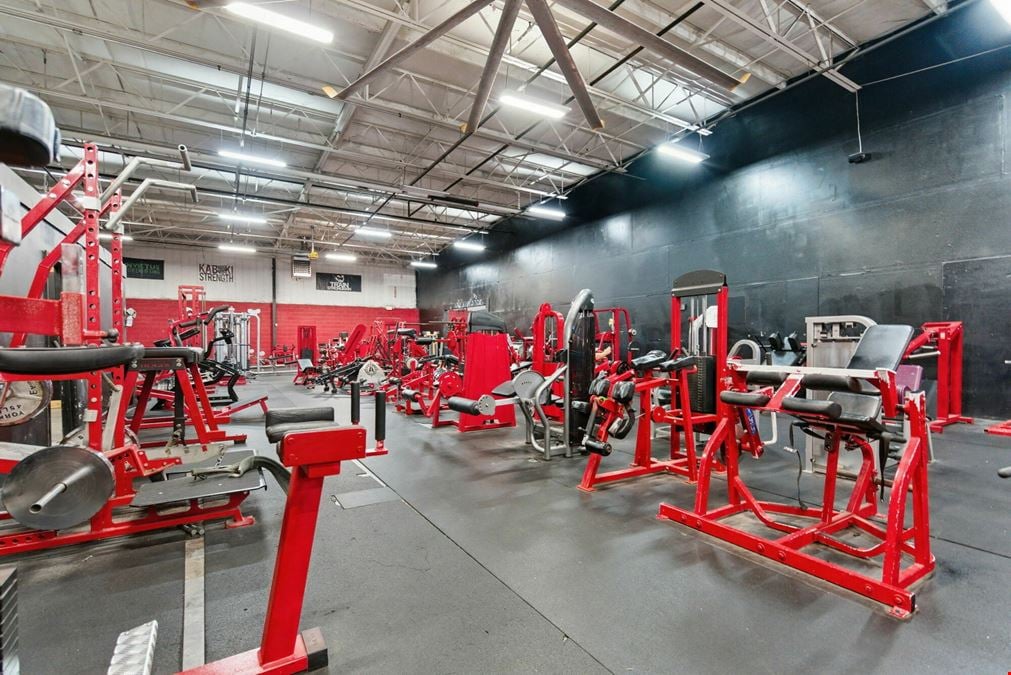 Bluegrass Distribution Center - Former Gym Space