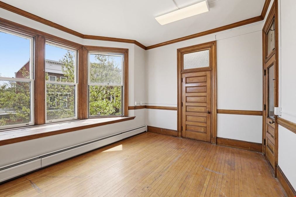 NOW LEASING! Premier Office/Retail Suites in Downtown Amesbury, MA