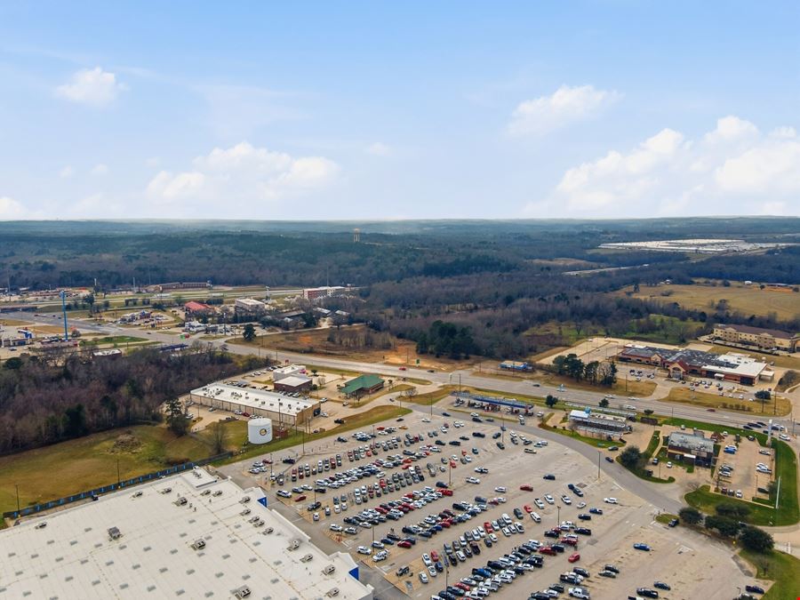 Retail Space for Lease