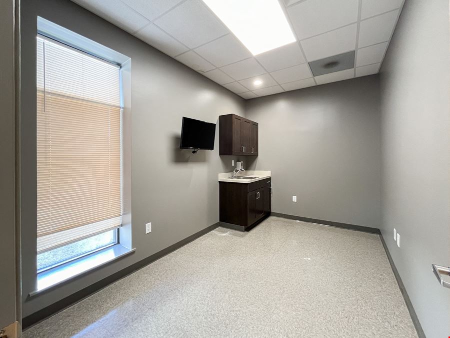 Turnkey Medical Office for Sublease Near OLOL