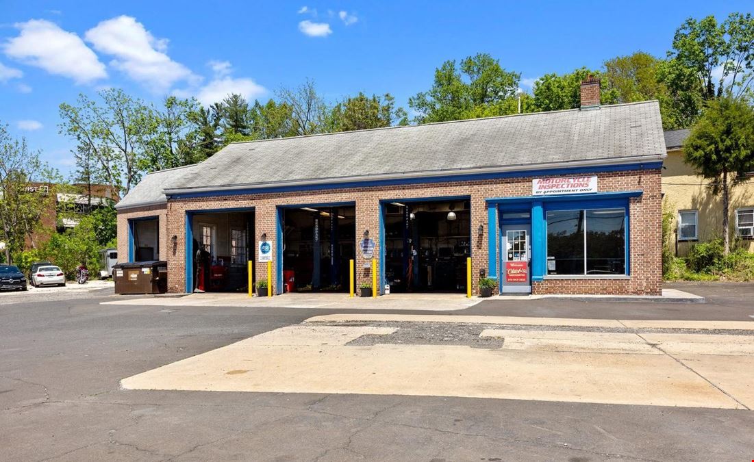 Chuck’s Service Center