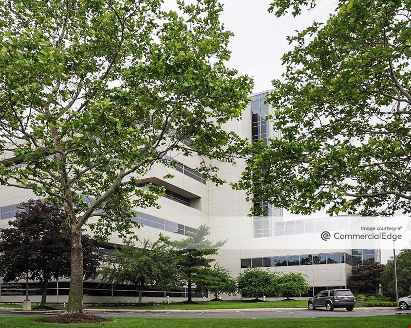 Overpeck Centre - 55 Challenger Road