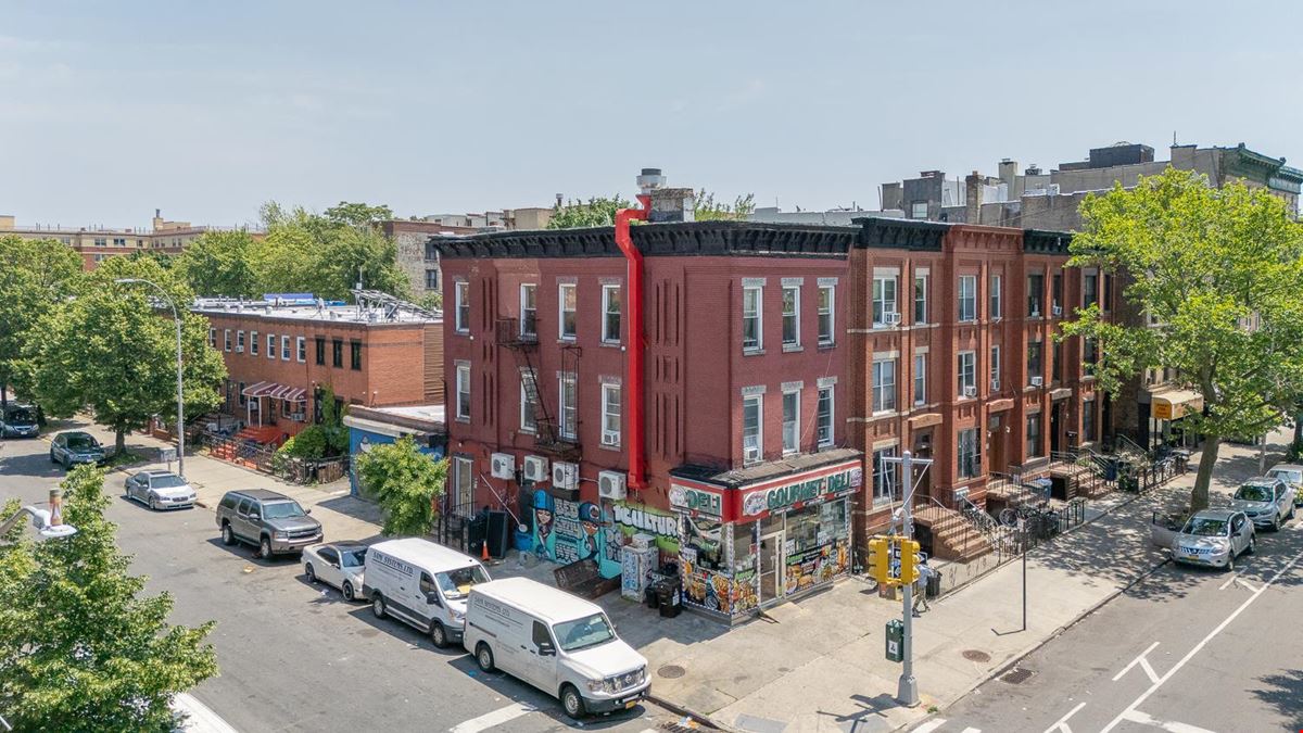 209 Lewis Ave