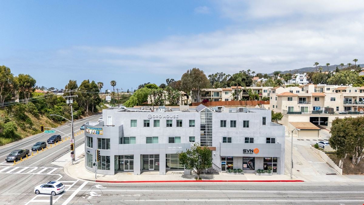 Retail / Office Space On The Malibu Coastline