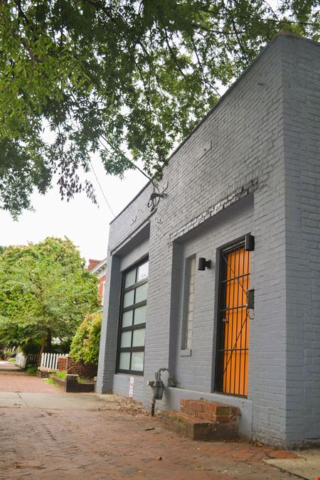 511 W Clay St