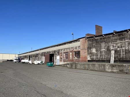 Preview of Industrial space for Rent at 5202 South Proctor Street