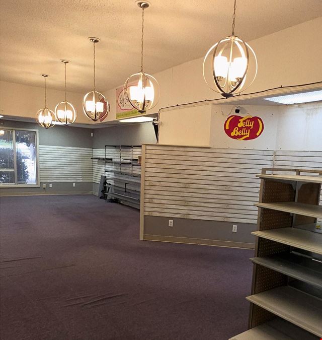Flex/Retail Space Leeman Ferry