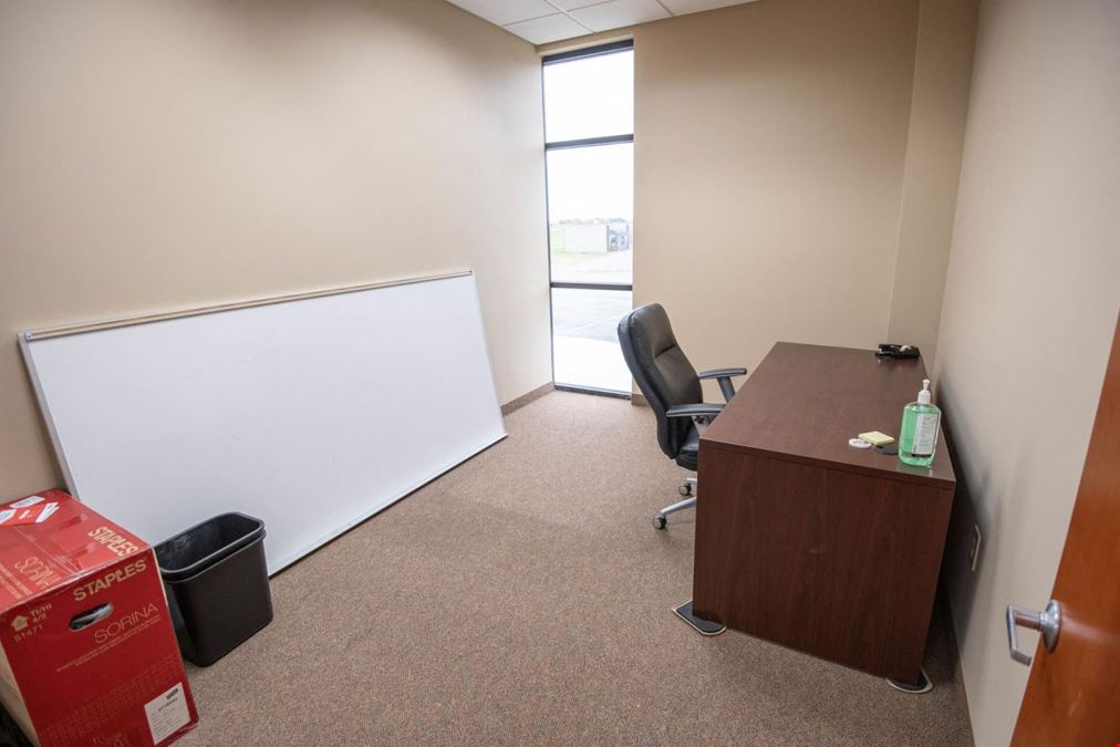 7389 Airport View Dr SW Suite 300 - Professional SW Office Space