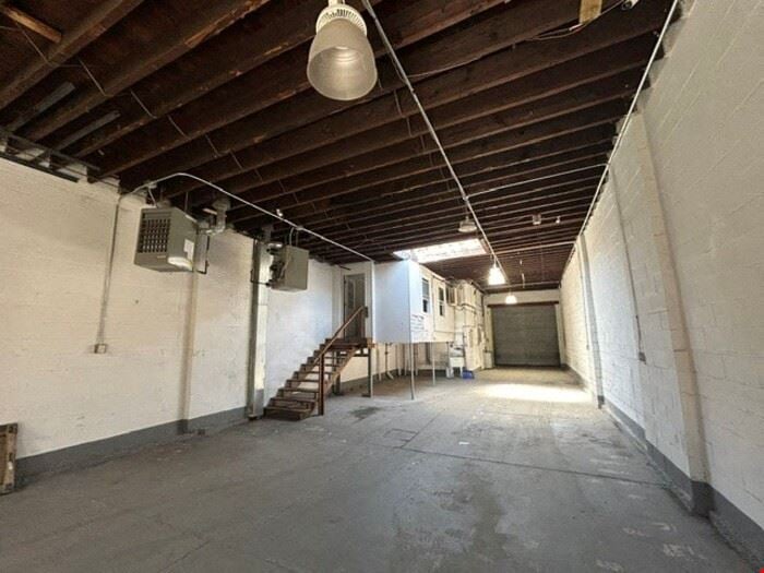 23-89 48th St