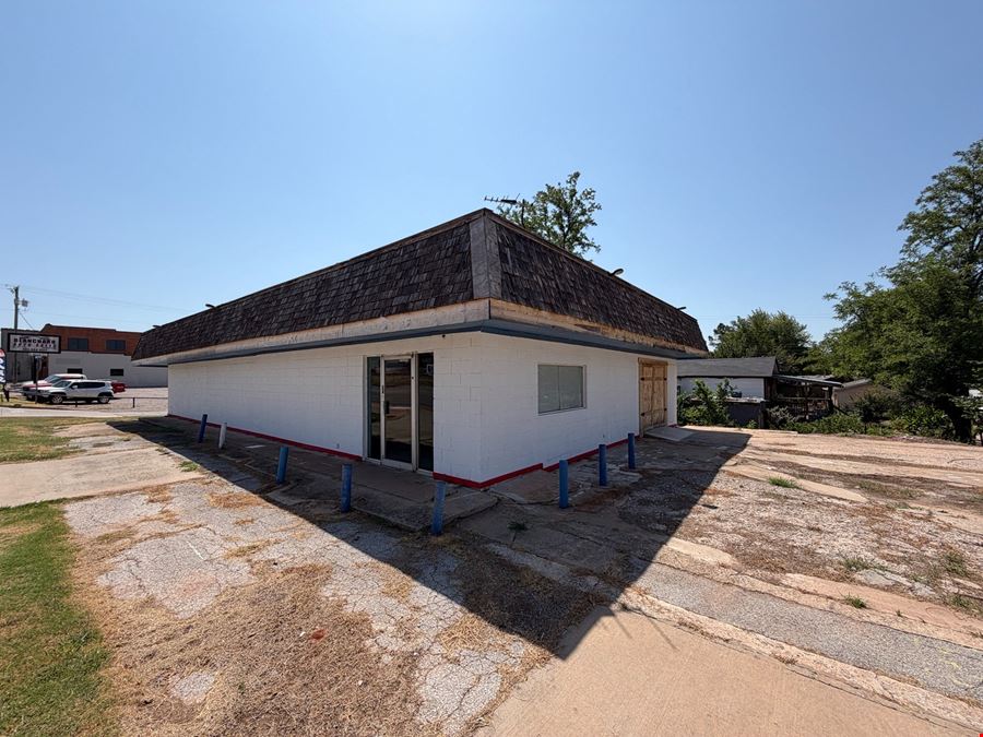 204 W Veterans Memorial Hwy