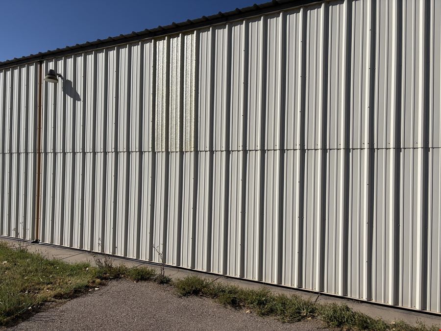 Mid-Valley Airplane Hangar - 10 Elaine Dr - Los Lunas