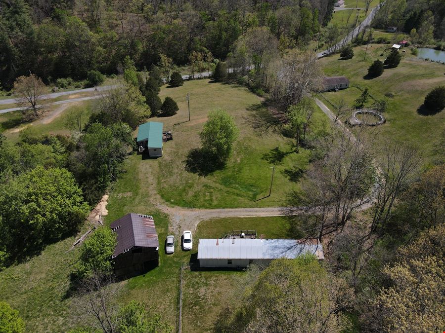2463 Willow Bend Rd