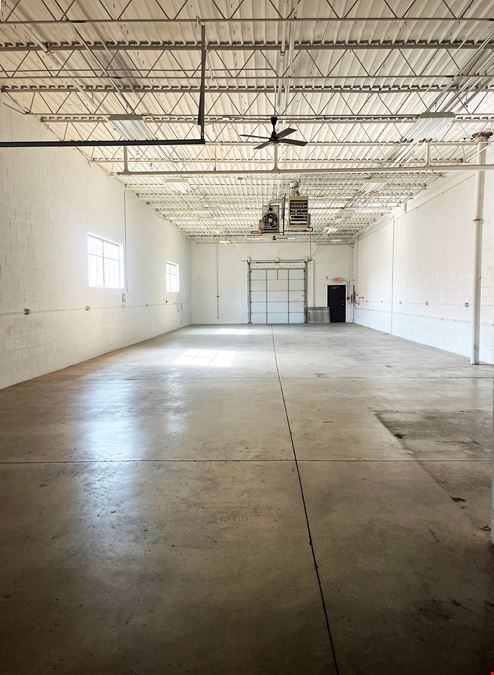 390-402 E. St. Charles Road