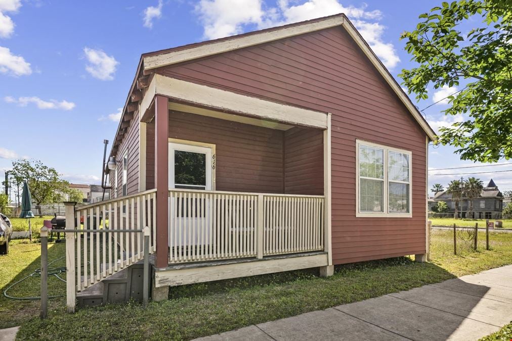 2820 Winnie-Mixed Use