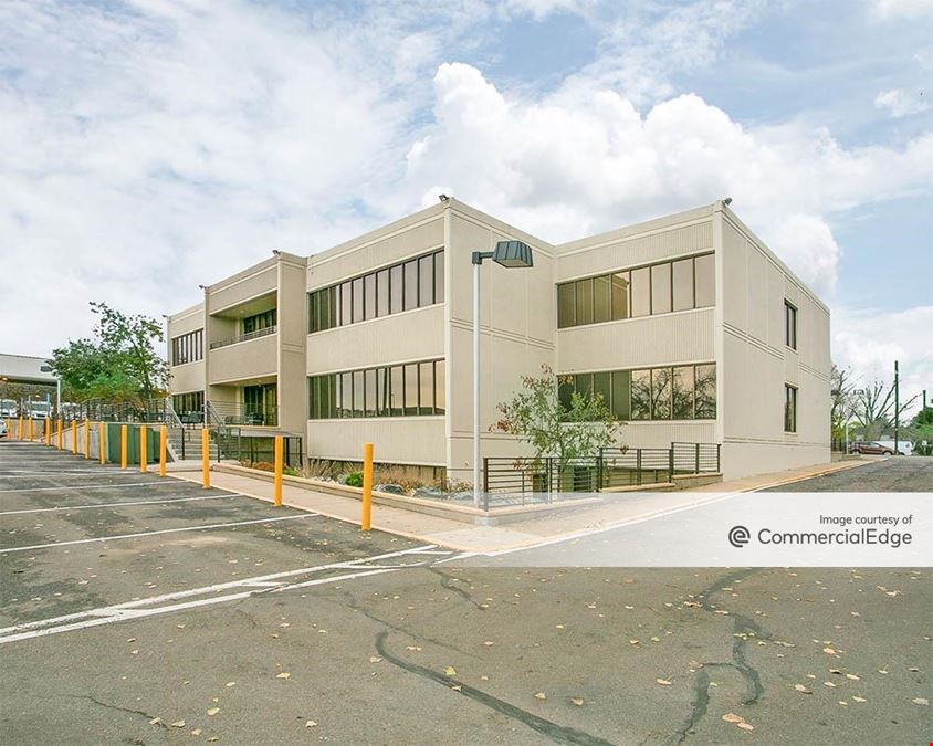 Southglenn Professional Center