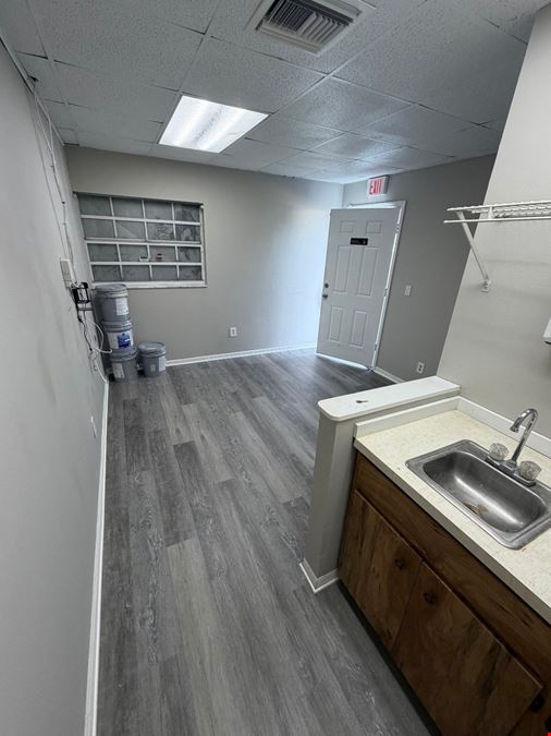 Congress Executive Center Office For Lease