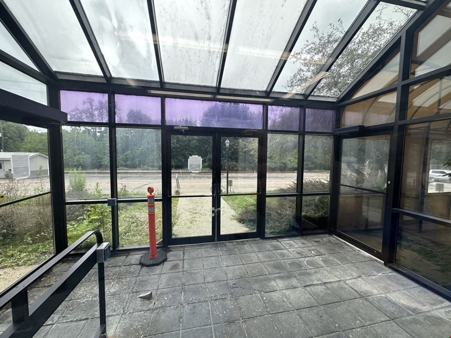 37 Coats St - 56,000+/- SF  Office Space