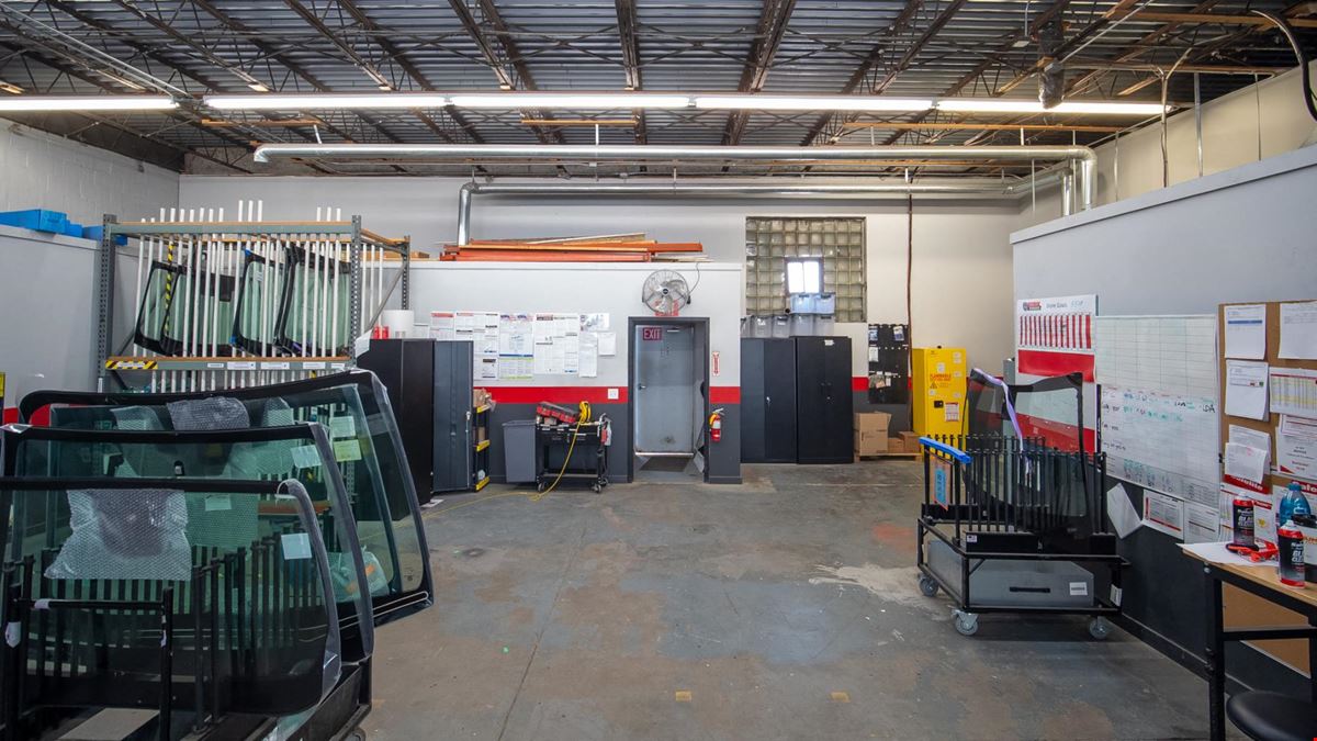Drive-in ready 2-bay shop 
