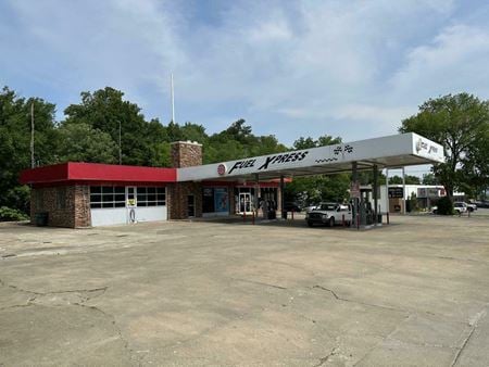 Preview of commercial space at 1501 N College Ave