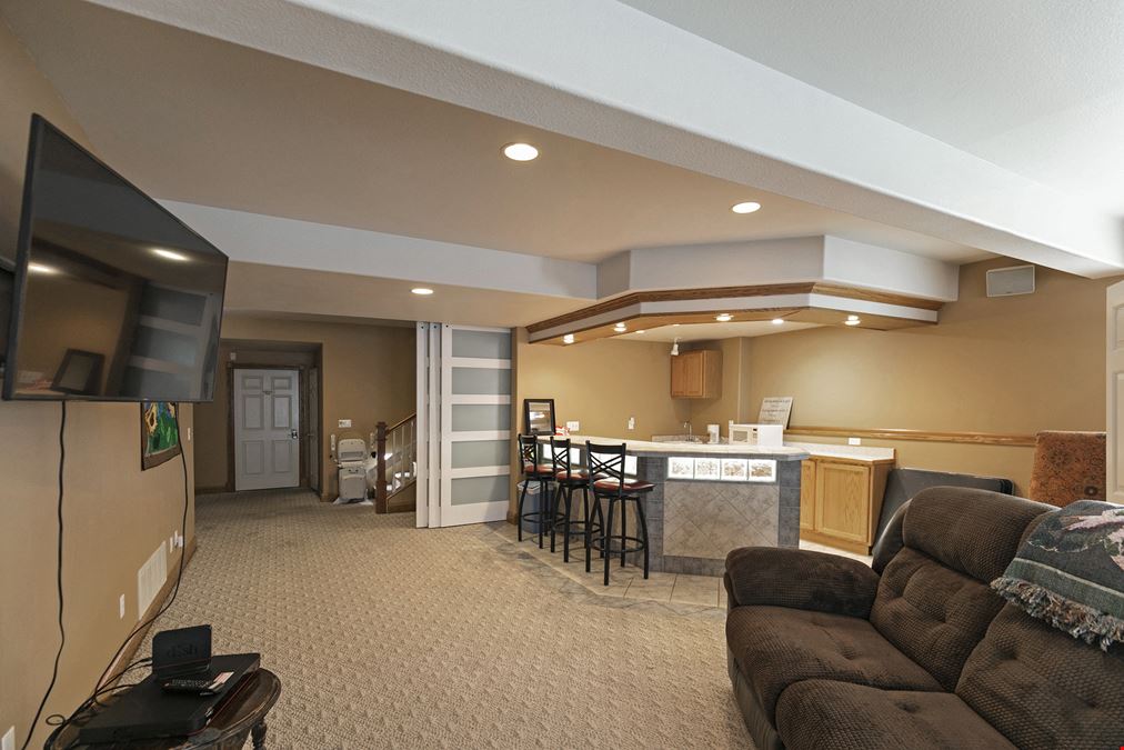 3000 Saint Thomas Drive