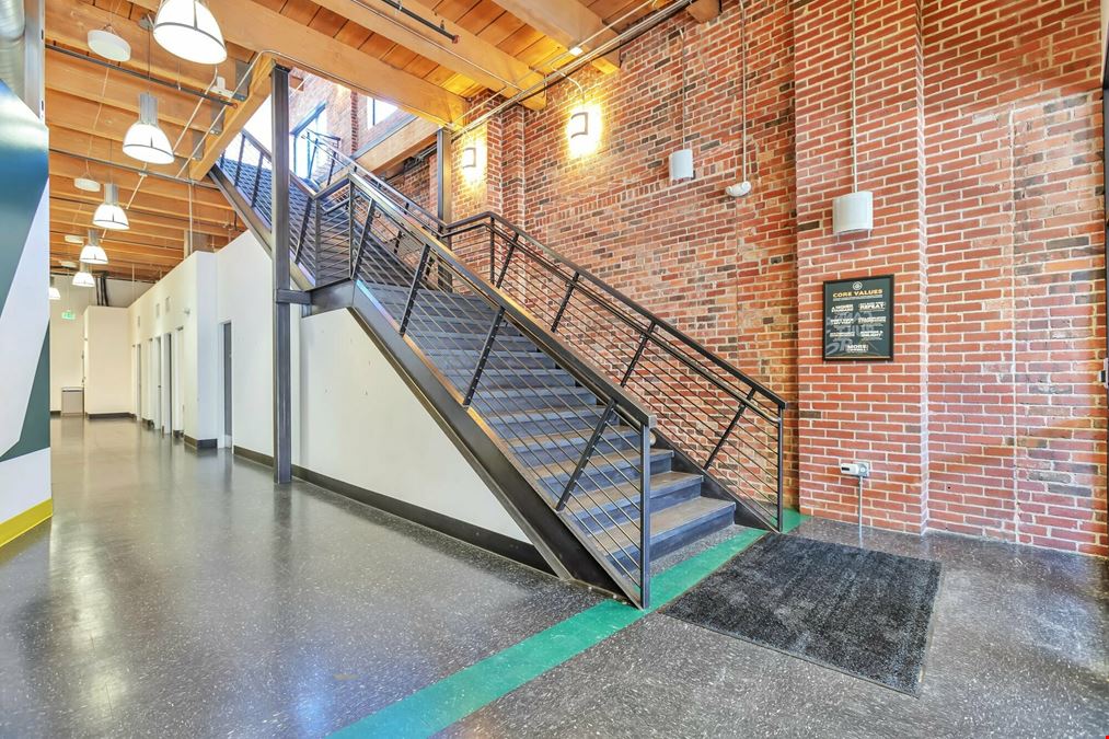 Office / Retail Space On Broadway