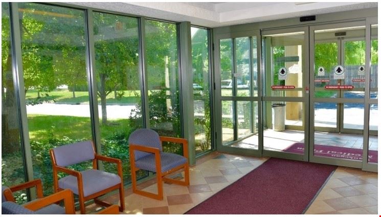 Preview of Office space for Rent at 1616 Grand Avenue