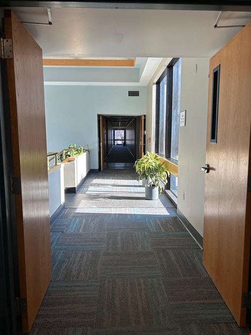 955 Main Street - Suite 305