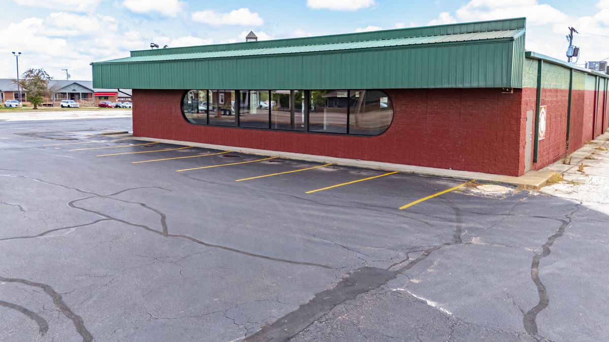 2715 Vermillion St.