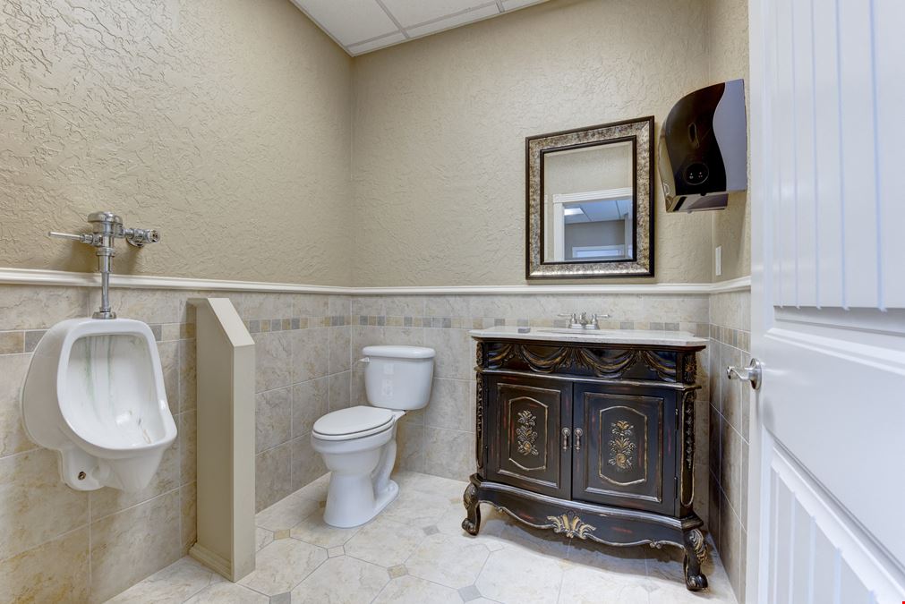 11180 Cox Rd, Conroe, TX  77385