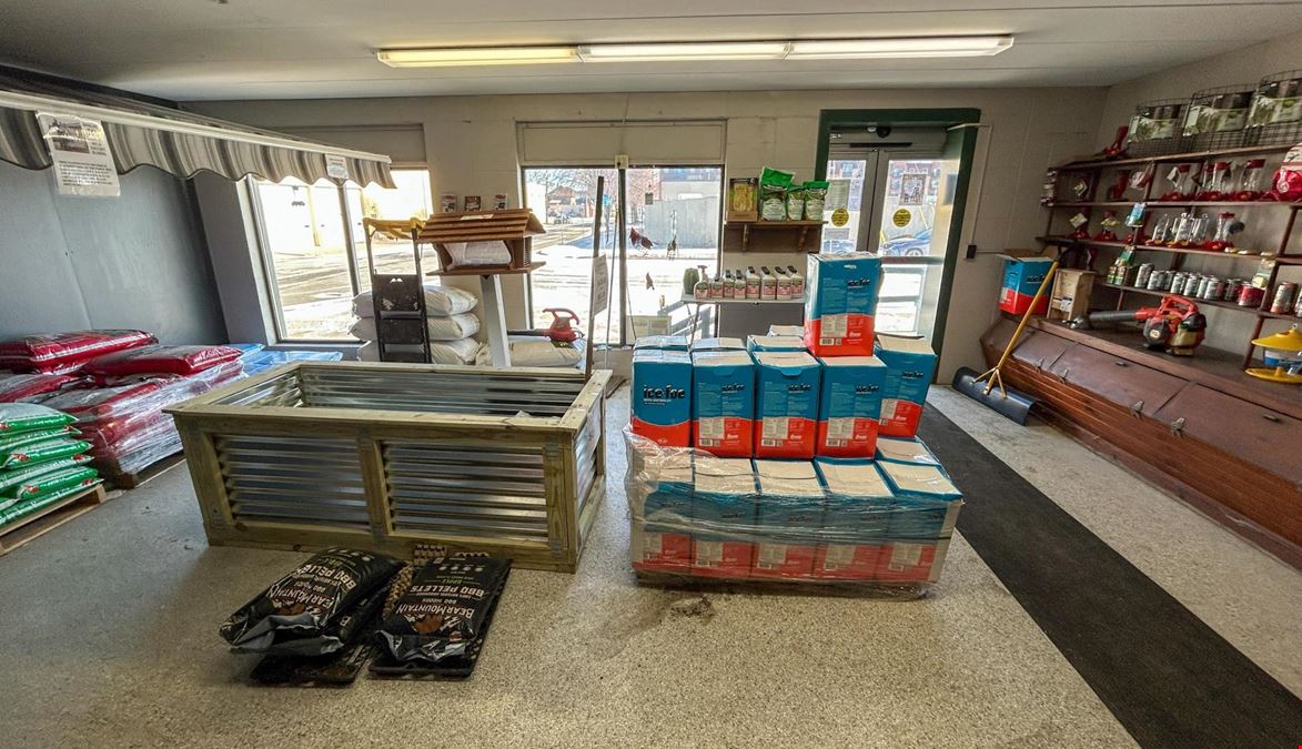407 2nd Ave NW - Retail and Warehouse Space for Lease/Sale 