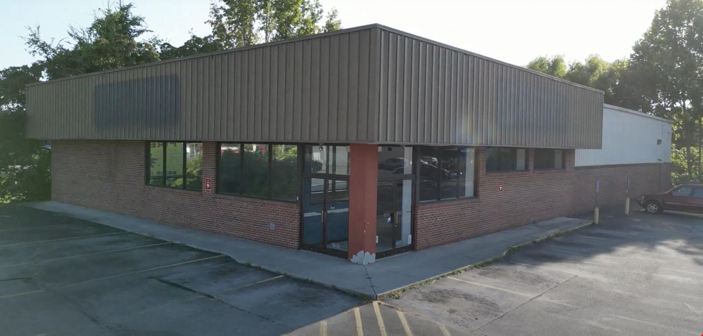 856 Highway 411
