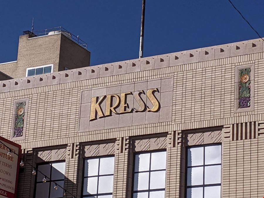 Kress Building - 700 S Polk St