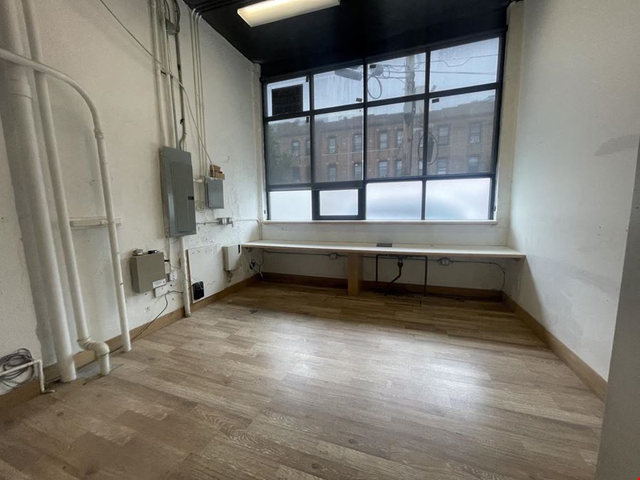 42-12 35th Ave