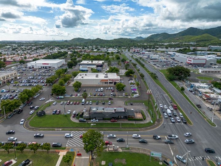 Walgreens Store #31 in Guayama