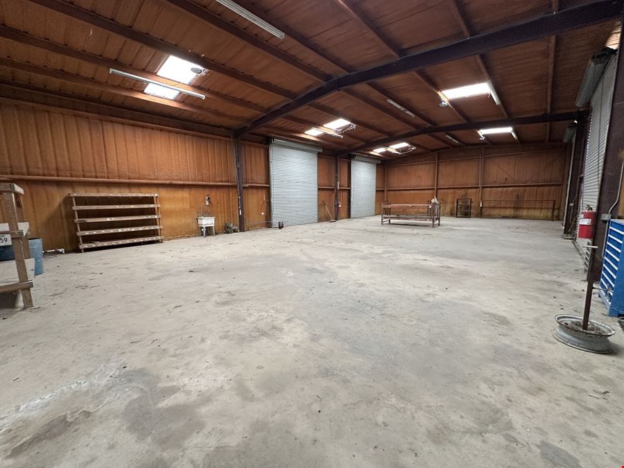 South Texas Industrial Facility on 2.75 Acres