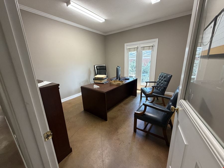 Professional Office Suite Available - Madison, MS