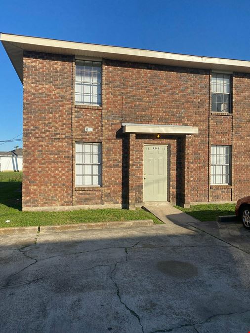 906 Jeffrey Court