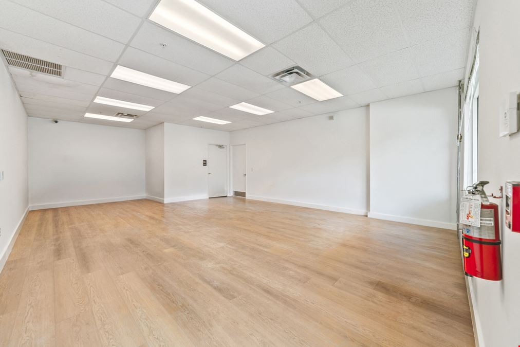 Andrews Business Center Office/Warehouse