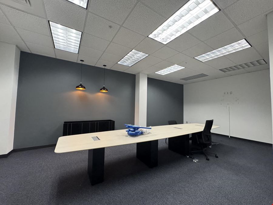 150 Venture Drive For Sale