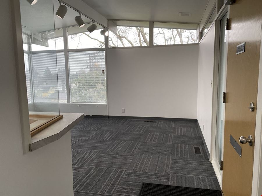 Medical Office For Sale in Everret 
