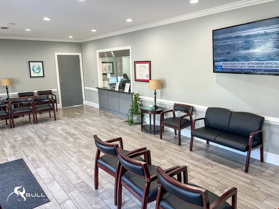 ±5,478 SF Medical Office Building in the Heart of Lexington | For Sale or Lease