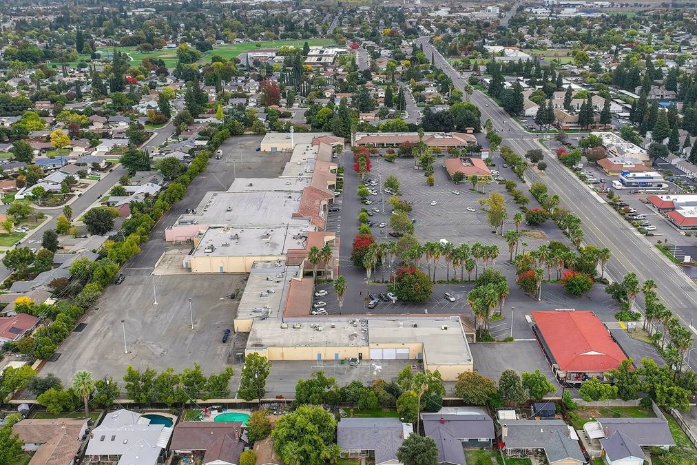 Rosemont Plaza