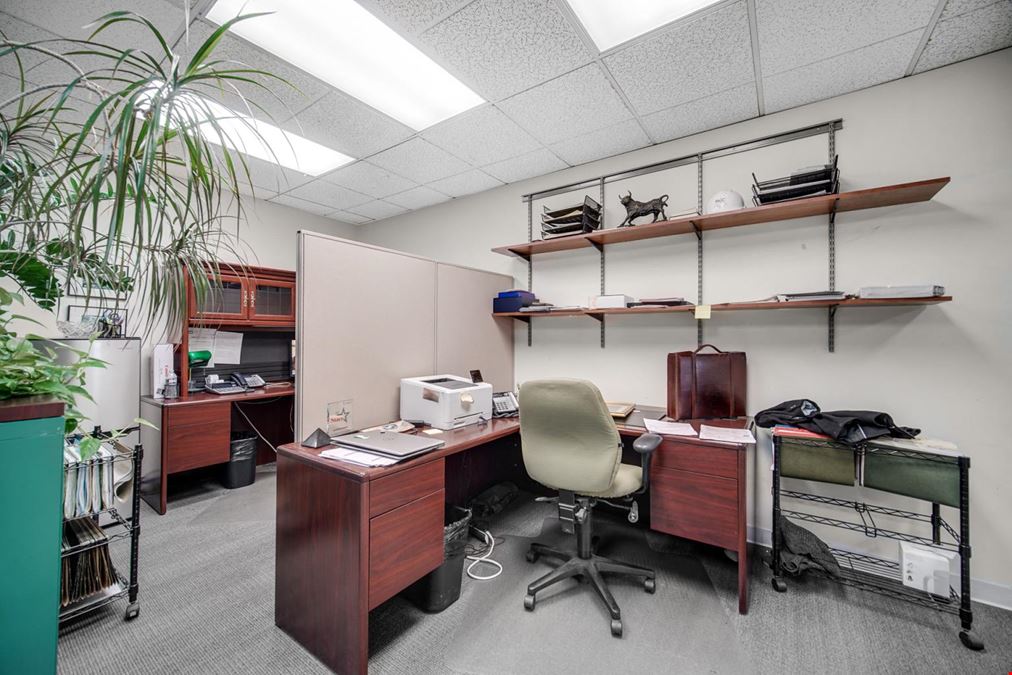 1S443 Summit Ave, Suite 205, Oakbrook Terrace, IL 60181